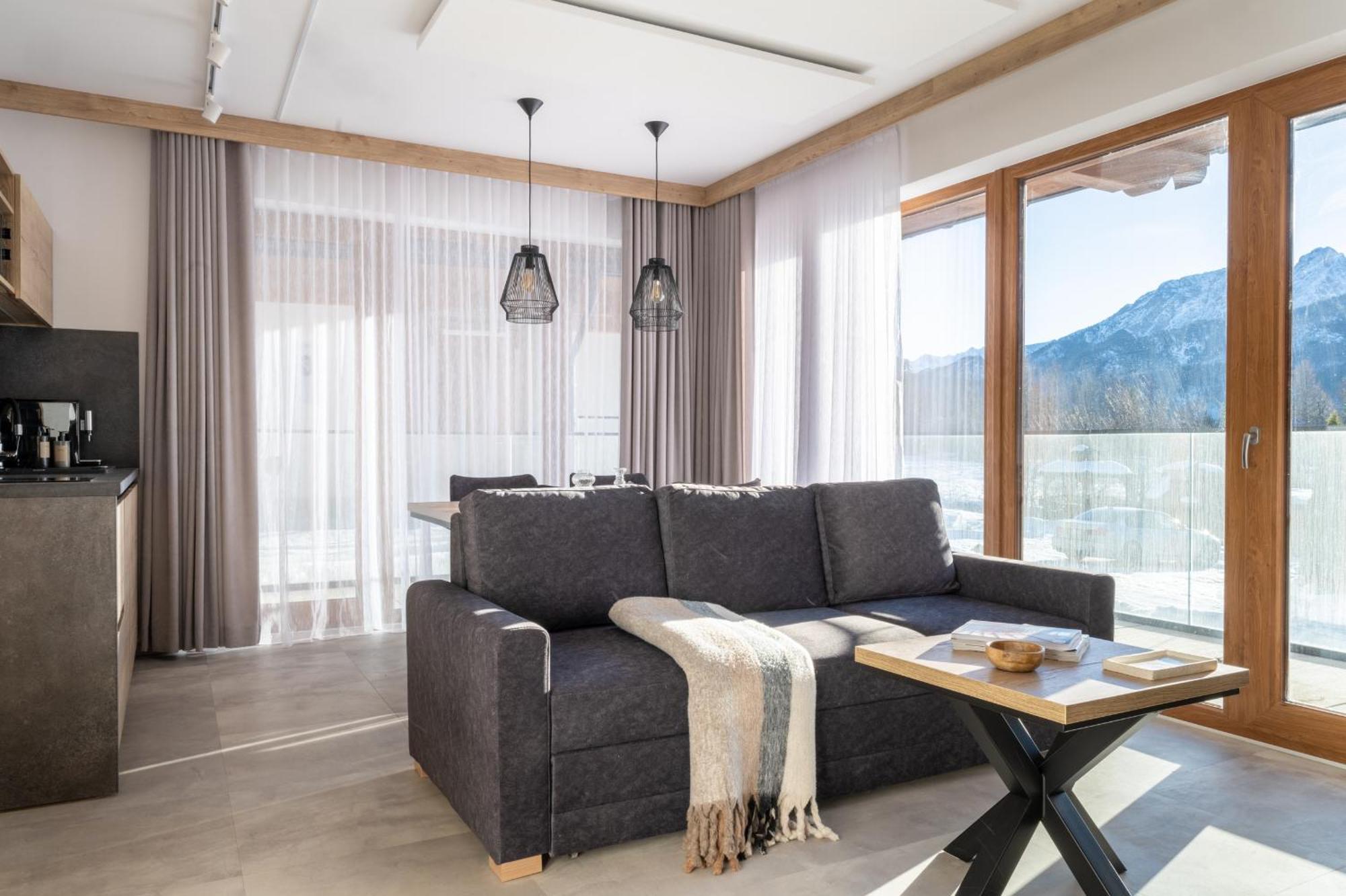 Krokusowa Dolina Apartment *